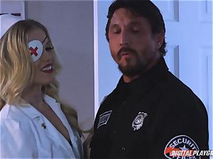 insatiable nurse Ash Hollywood pummeled hard by Tommy Gunn